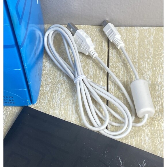 TomTom ONE XL Portable Car 4.3" LCD GPS System USA/Canada - Picture 16 of 16